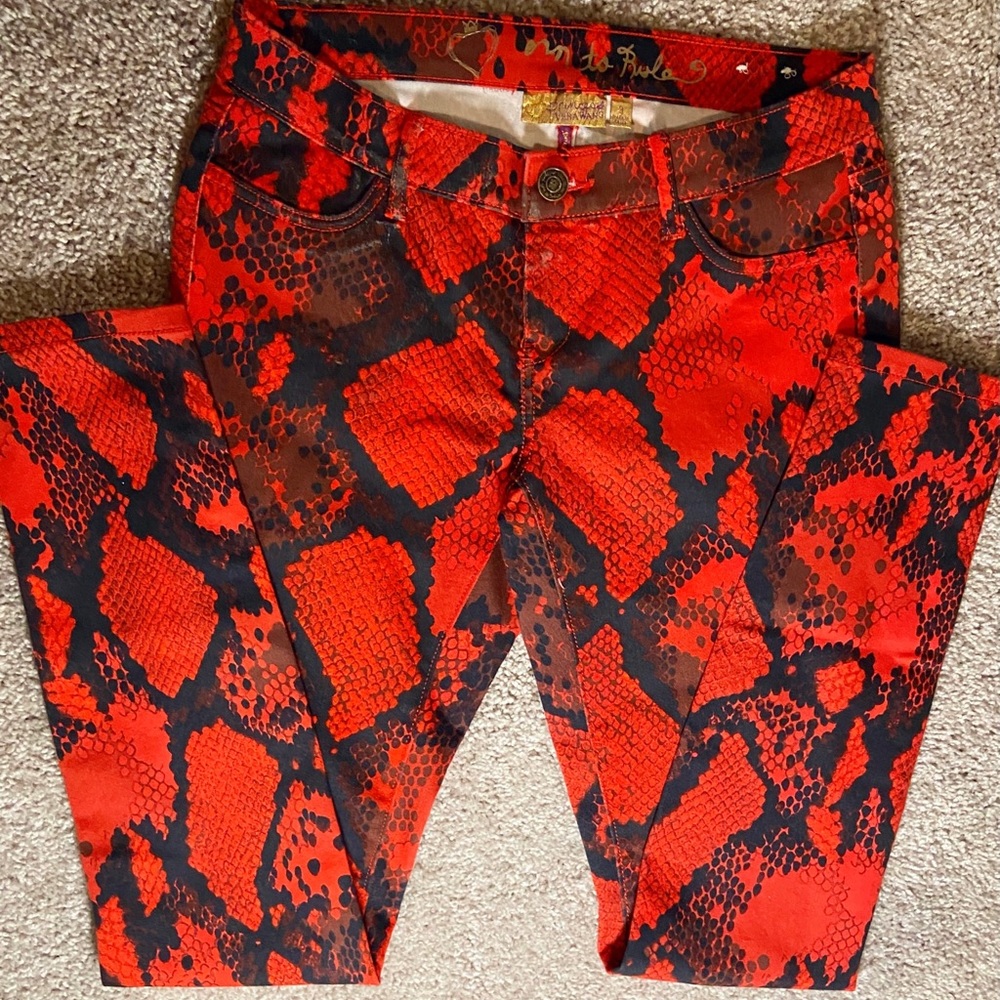 Patterned Jeans